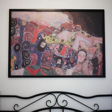 Eixample - Pova Apartment