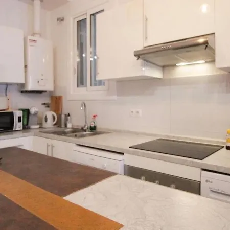 Apartment Eixample - Pova *